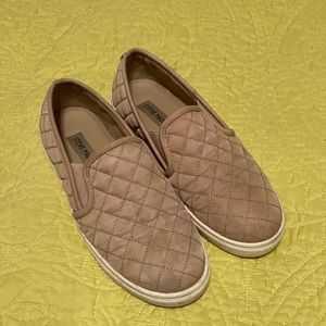 Steve Madden slip on sneakers